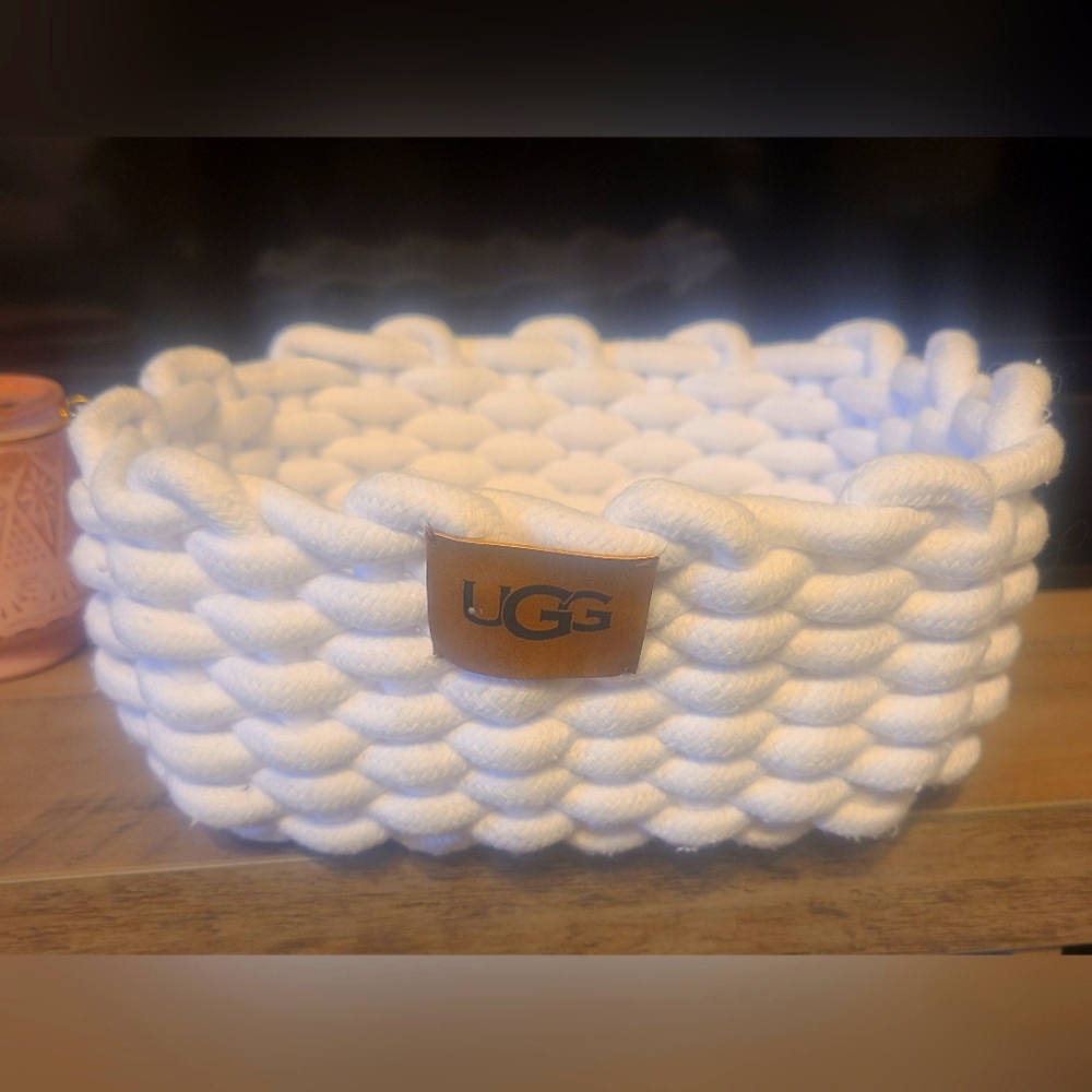 Ugg Whitw Woven Basket